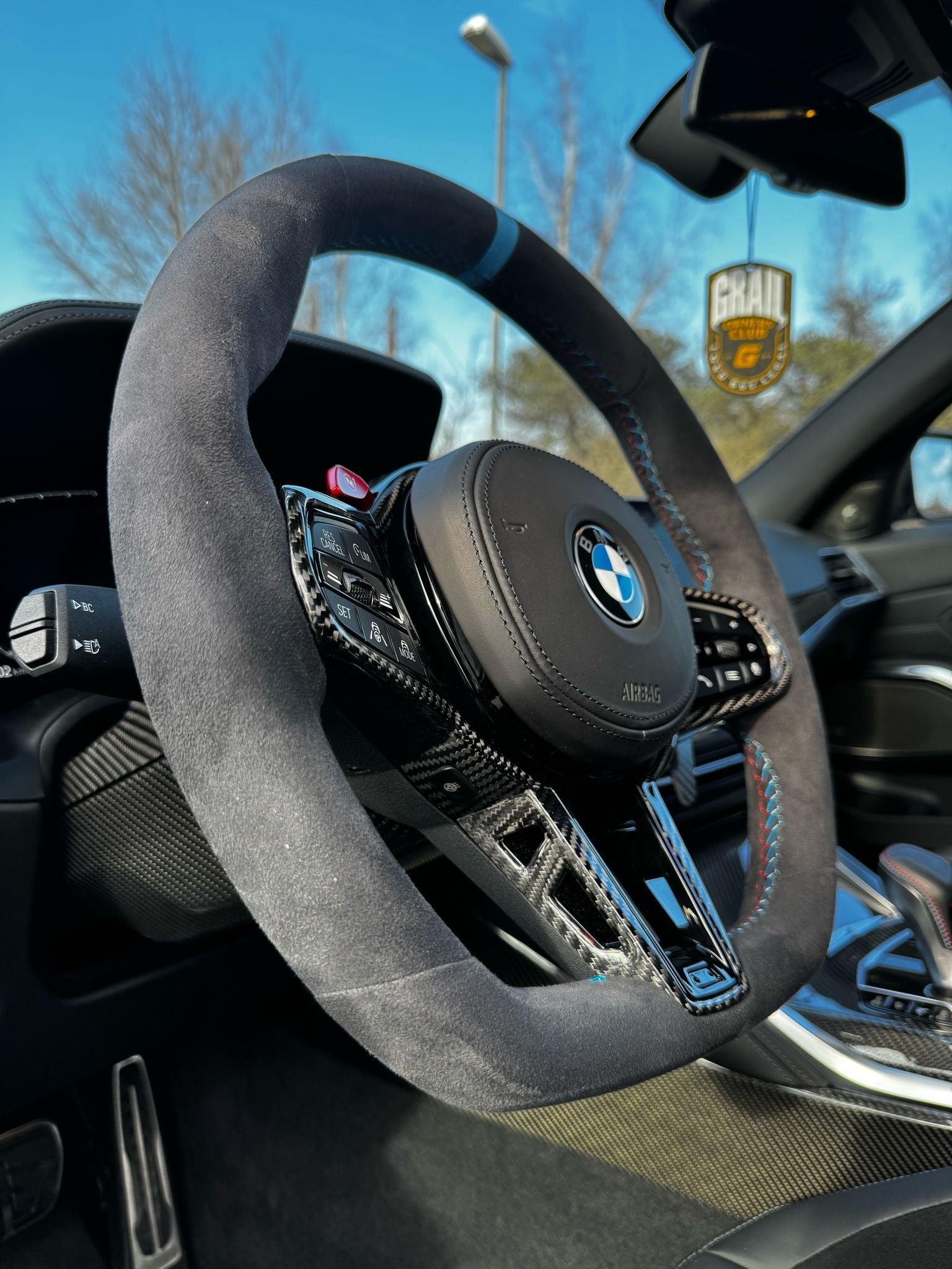Carbon Alcantara steering wheel LCI suitable for BMW G87 G80 G81 G82
