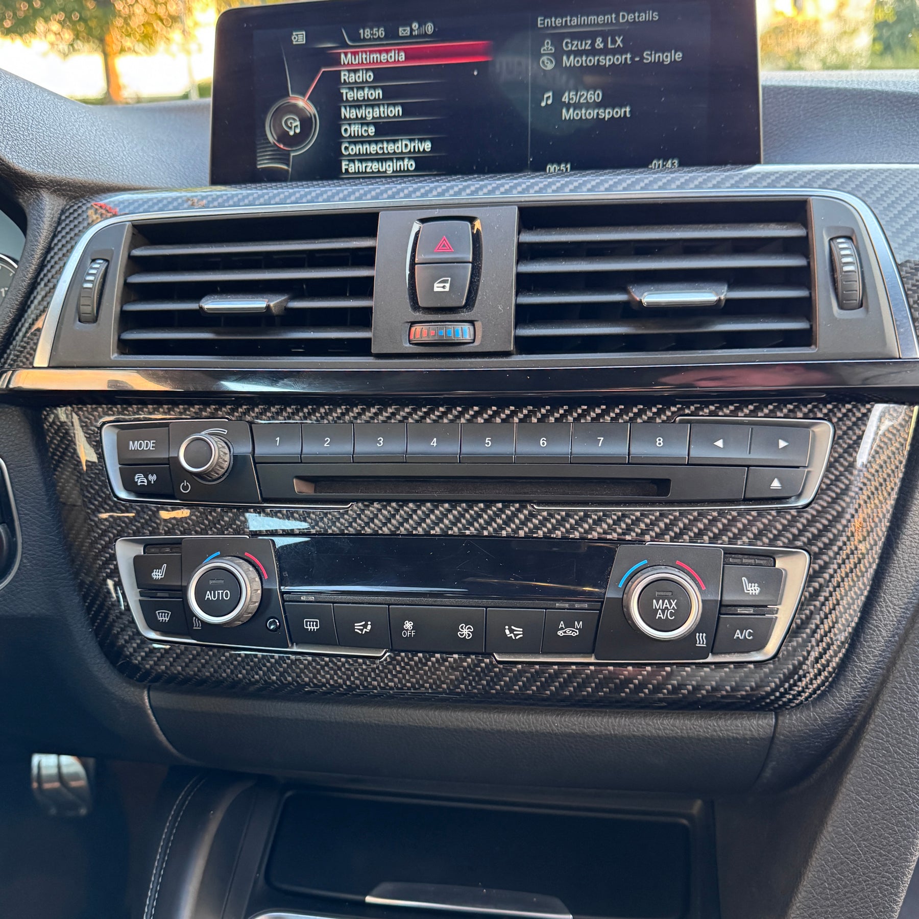 Carbon Fiber Radio Panel passend für F Series F80 F82