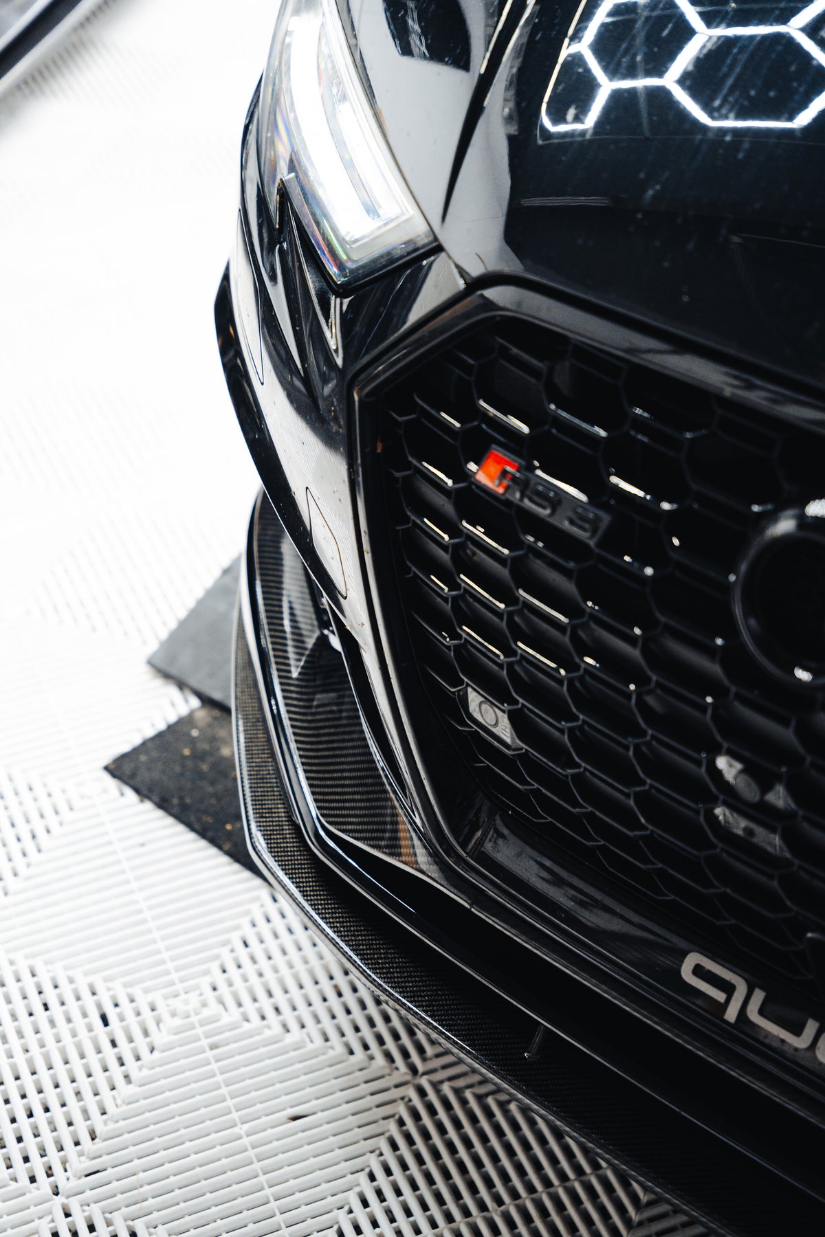 Carbon Fiber Front Middle Frame passend für Audi RS3 8V