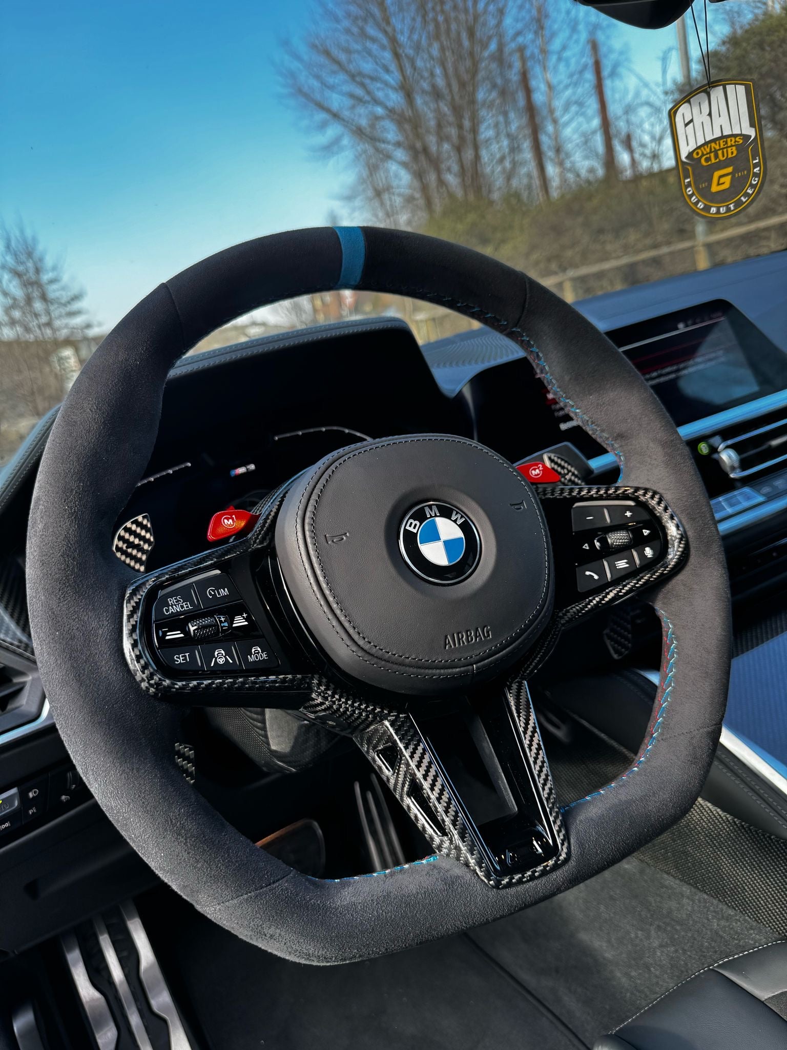 Carbon Alcantara steering wheel LCI suitable for BMW G87 G80 G81 G82