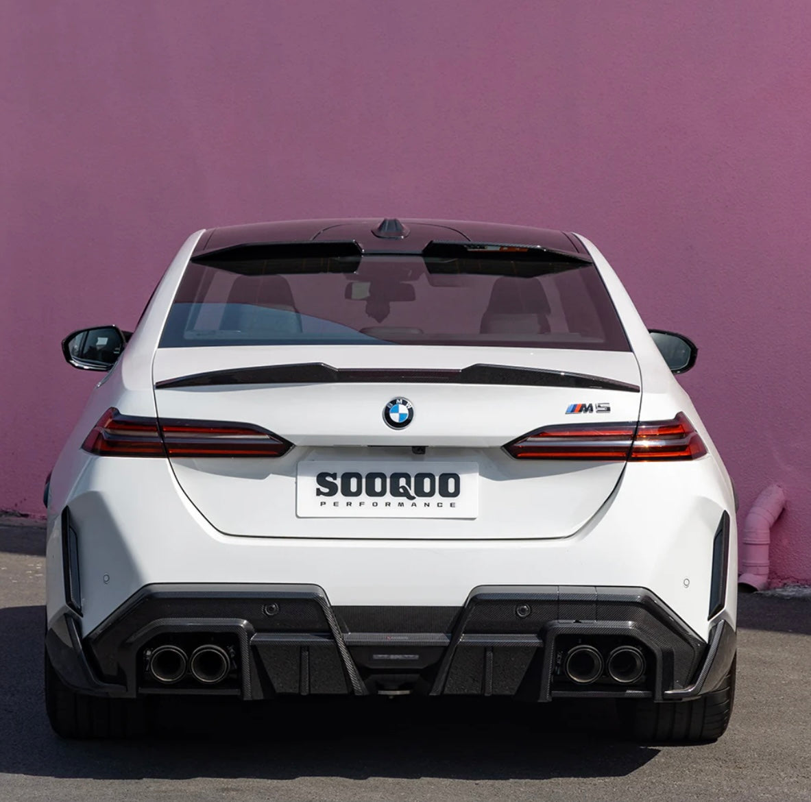 Carbon Fiber Rear Diffuser suitable for BMW M5 G90 G99