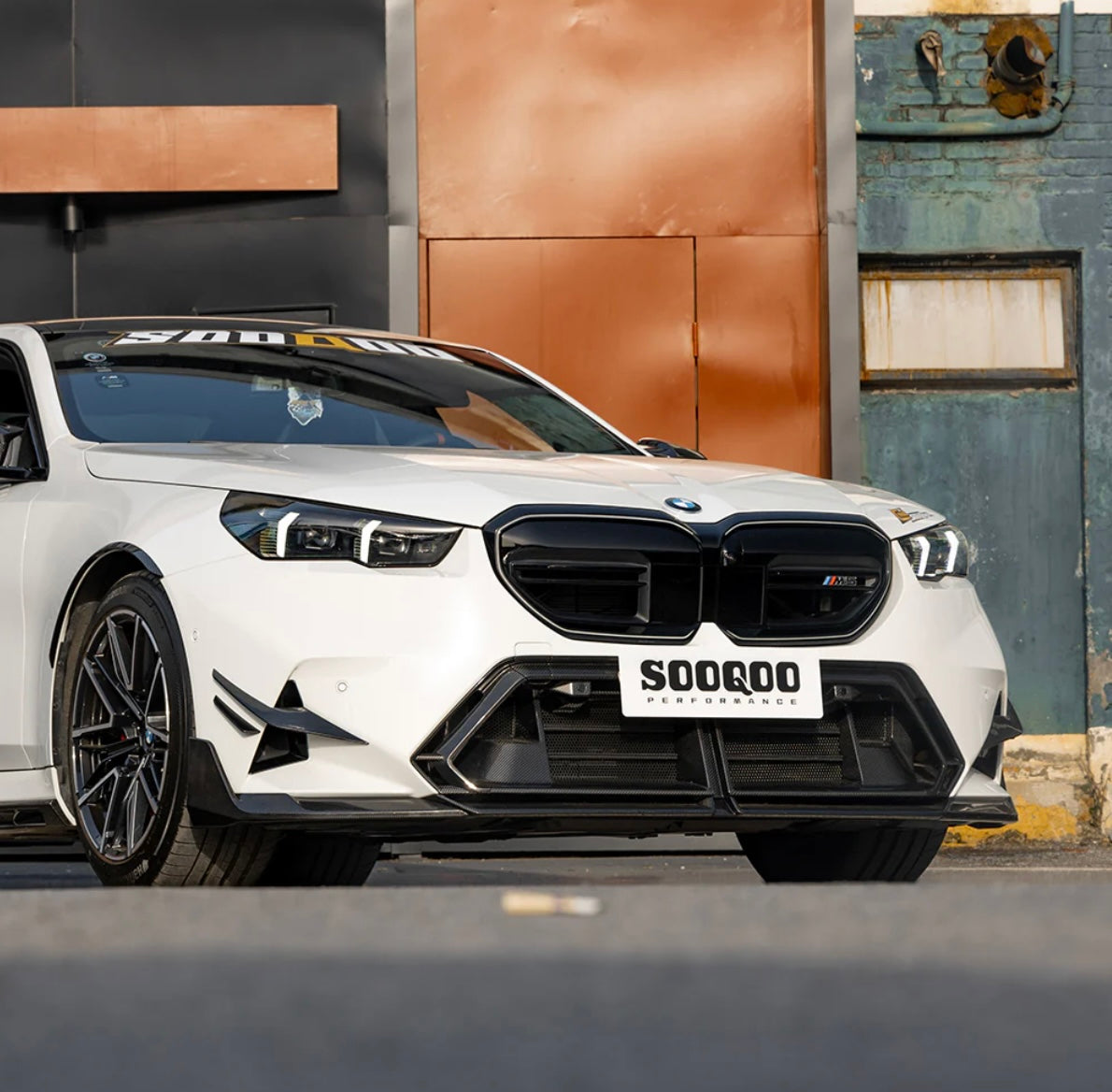 Carbon Fiber Front Bumper Center Trim fits for BMW M5 G90 G99