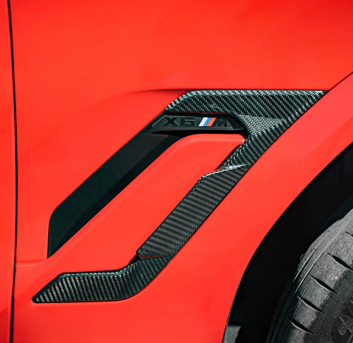 Carbon Fiber Side Fender Trim passend für BMW X6M F96 LCI