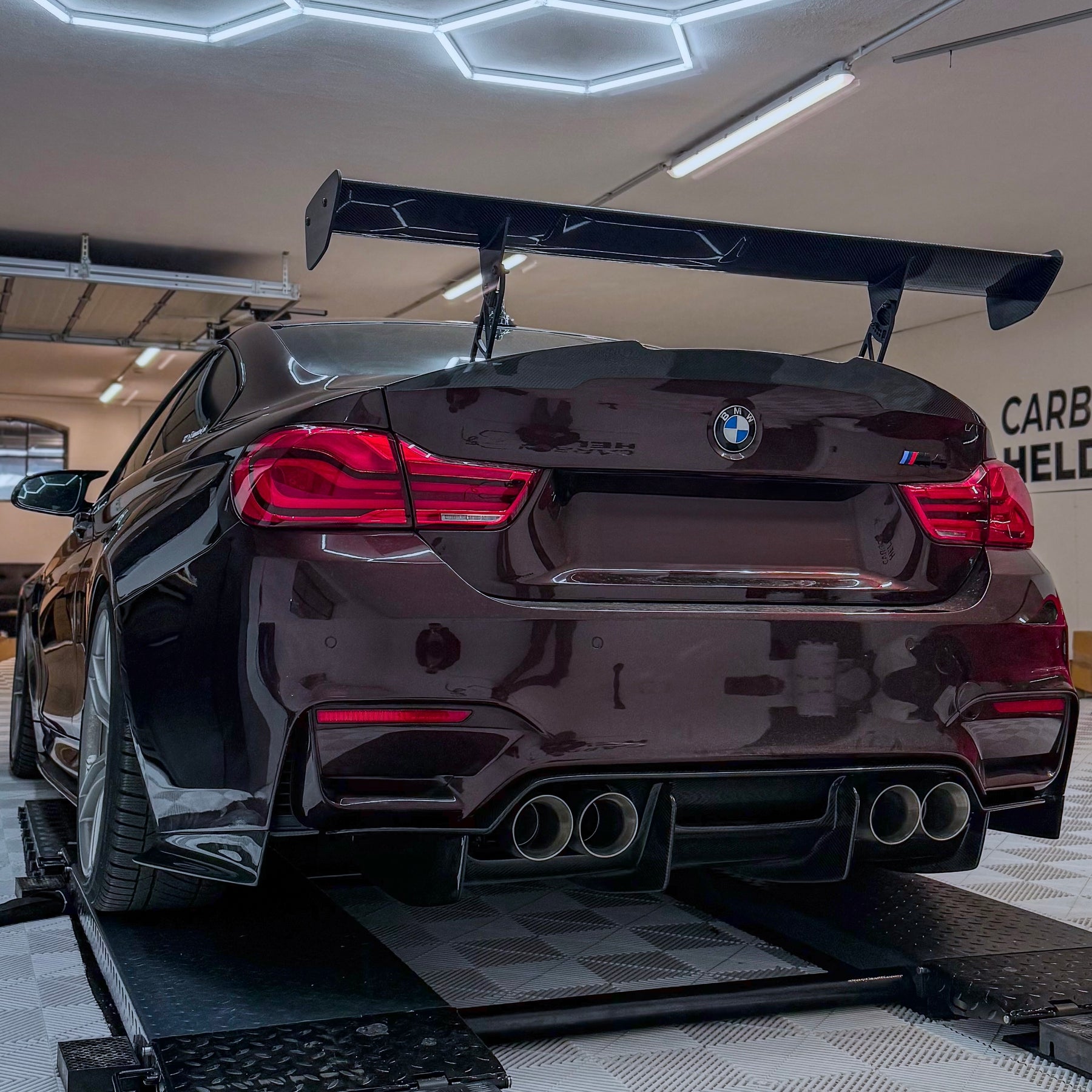 Carbon Fiber Diffuser 4 Pieces passend für BMW F80 M3 F82 F83 M4