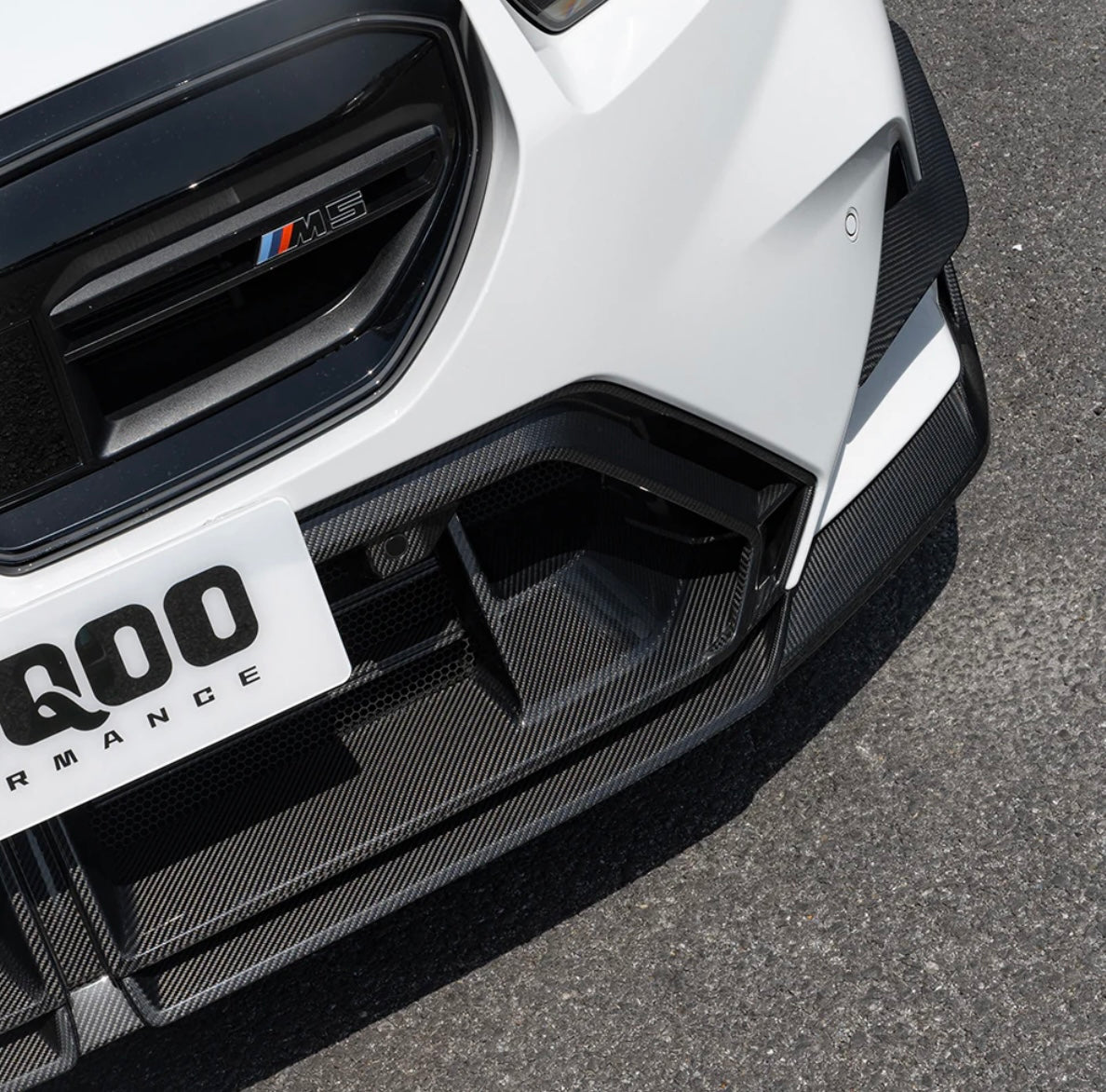Carbon Fiber Front Bumper Center Trim passend für BMW M5 G90 G99