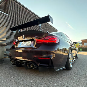 Carbon Fiber Diffuser 4 Pieces passend für BMW F80 M3 F82 F83 M4