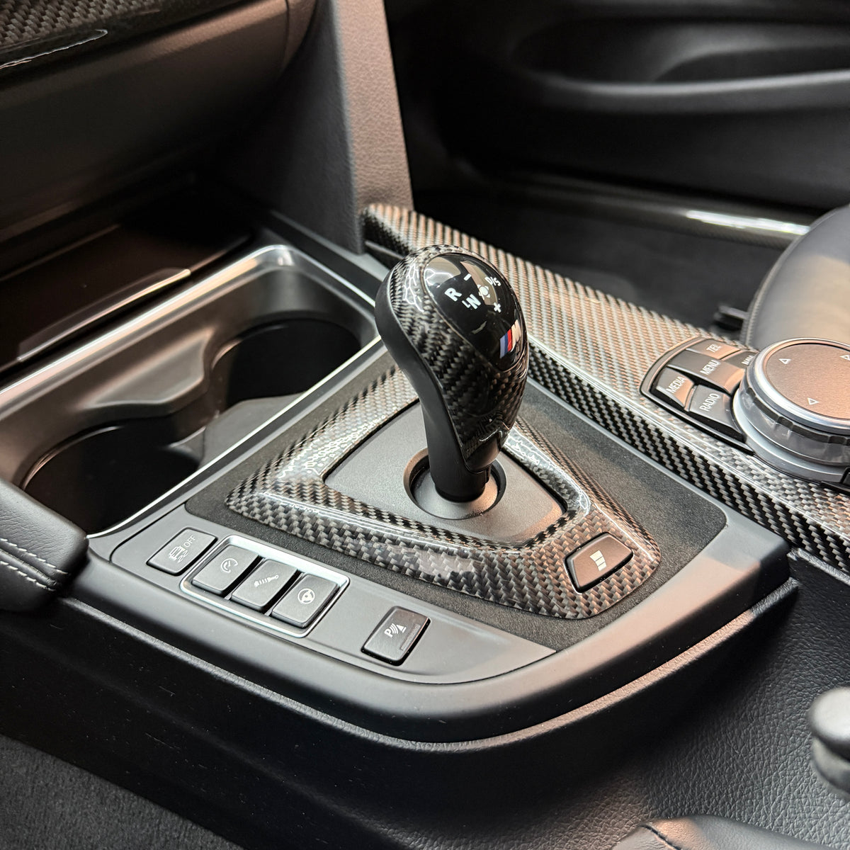 Carbon Fiber Car Gear Shift for BMW F87 F80 F82